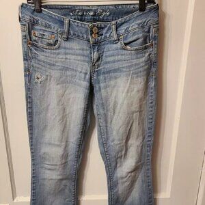 American Eagle ladies size 4 artist jeans denim distressed bootcut. E2